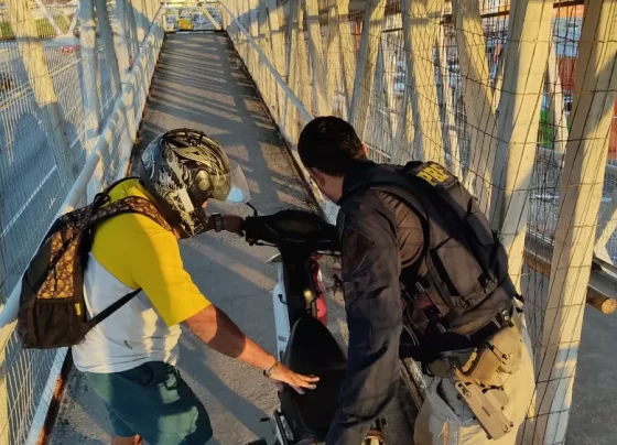 Vereador propõe instalação de bloqueadores para impedir circulação de motos nas passarelas de pedestres