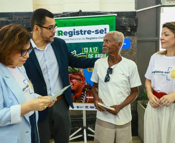 CadÚnico oferece emissão gratuita de documentos