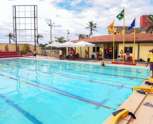 Prefeitura lança projeto “Mergulho na Inclusão” com piscina assistida para crianças com autismo