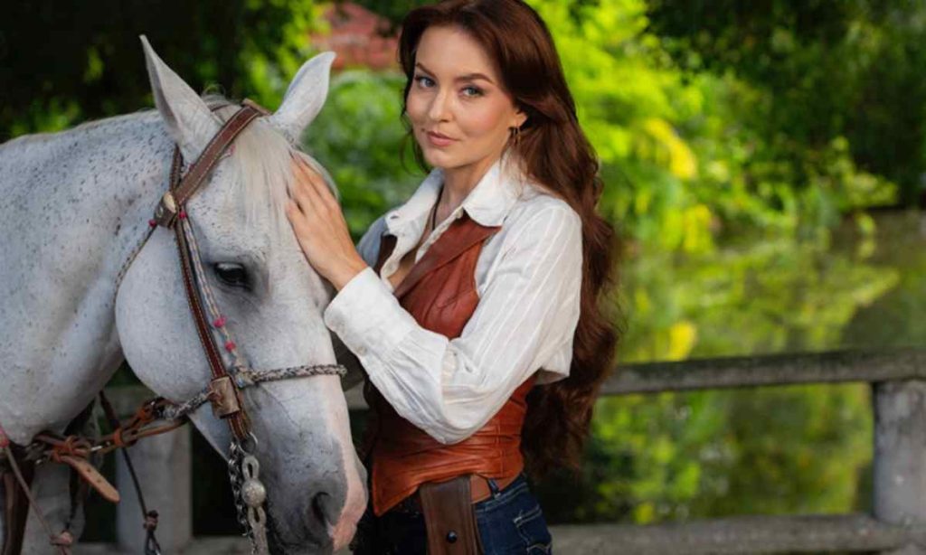 Resumo de Domênica Montero