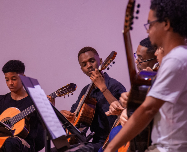 Neojiba leva cultura ao metrô de Salvador com apresentação gratuita