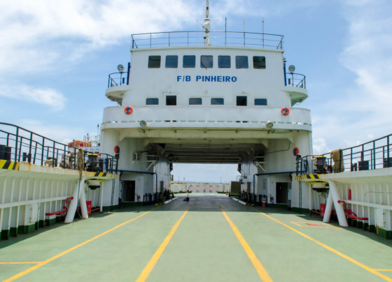 Ferry-boat: travessia de veículos pesados e motos está suspensa por tempo indeterminado