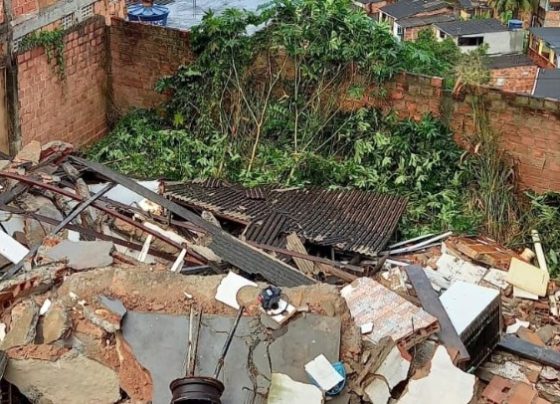 Imóvel desaba em Salvador e deixa criança ferida