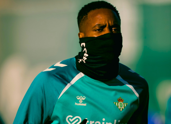 Cédric Bakambu é um atacante renomado pela Europa e virou alvo de gigante gaúcho.