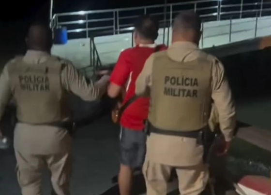 Turista italiano fez ataques racistas à uma cantora local, da Bahia.