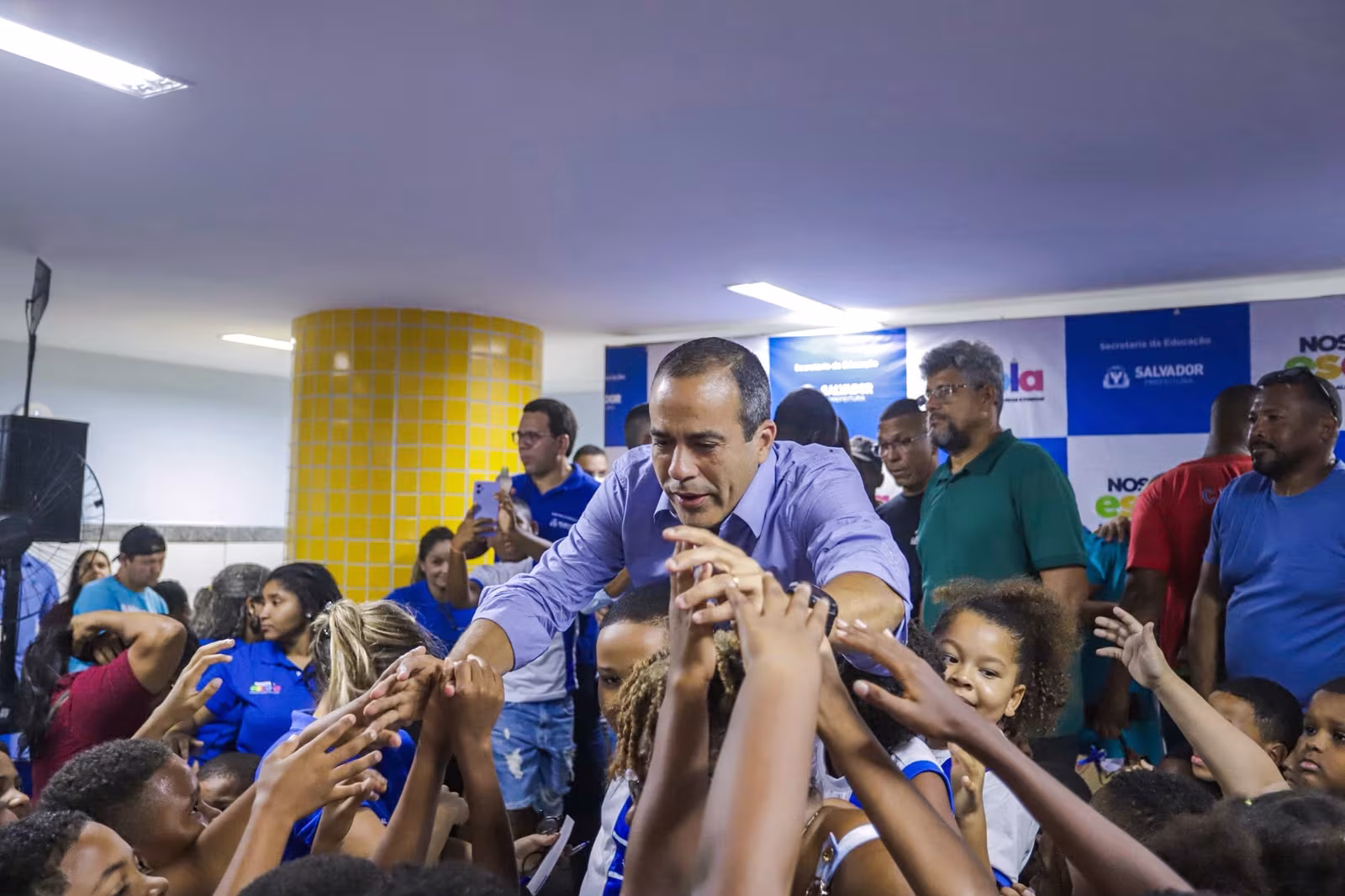 Prefeitura de Salvador entrega nova escola em tempo integral no Calabetão