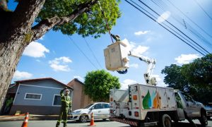 Falta de energia em Salvador: 17 bairros têm desligamento programado nesta terça-feira (13)