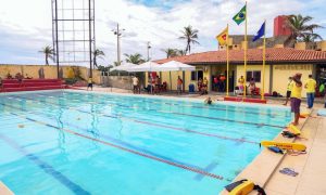 Prefeitura lança projeto “Mergulho na Inclusão” com piscina assistida para crianças com autismo