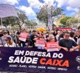 VÍDEO: Funcionários da Caixa realizam passeata em Salvador; greve chega